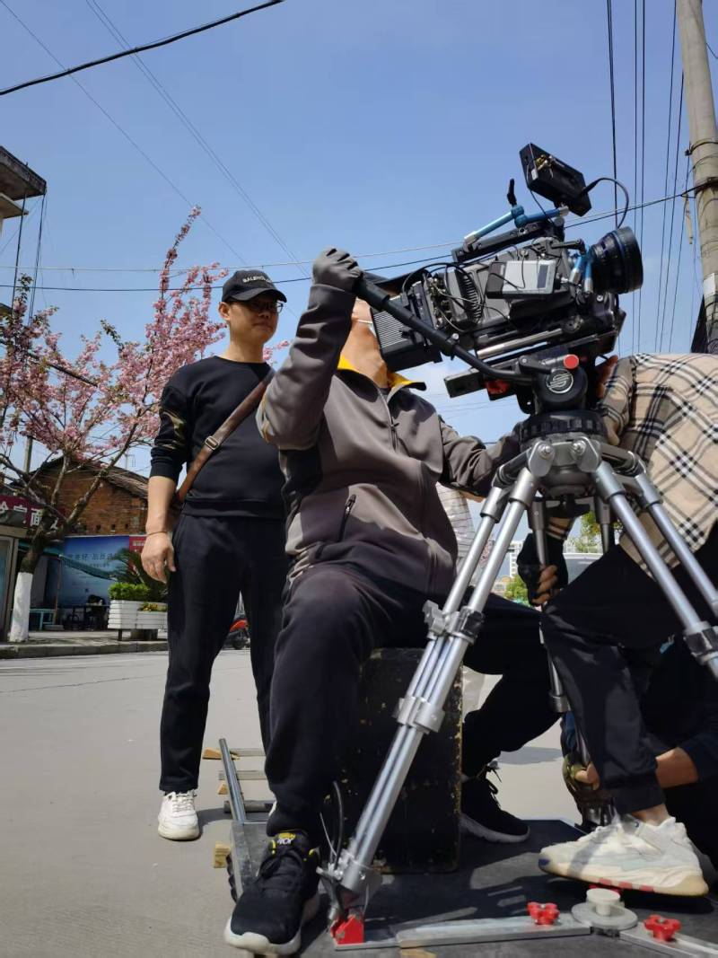 如皋市广告片拍摄：快消品牌爆款之选，网感内容适配社媒传播！